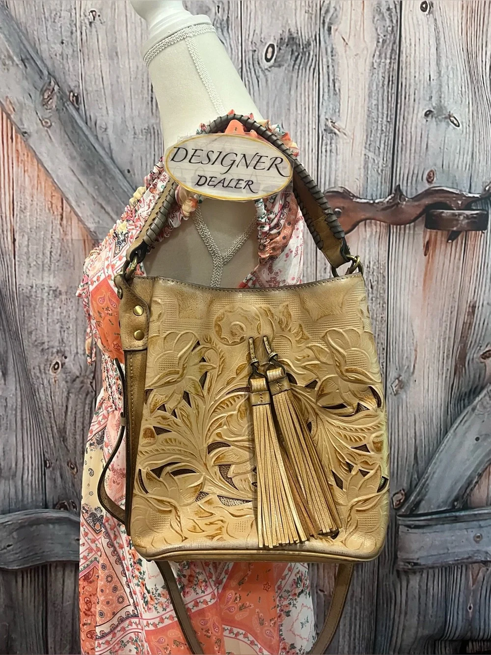 PATRICIA NASH Otavia Tooled  Leather Bucket Bag Natural Tan